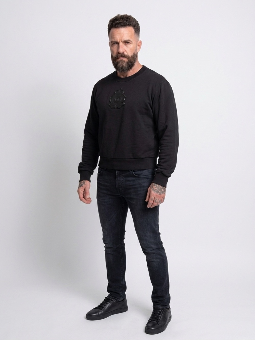 Dolce & Gabbana Black Crewneck Sweatshirt with Embossed Logo Patch